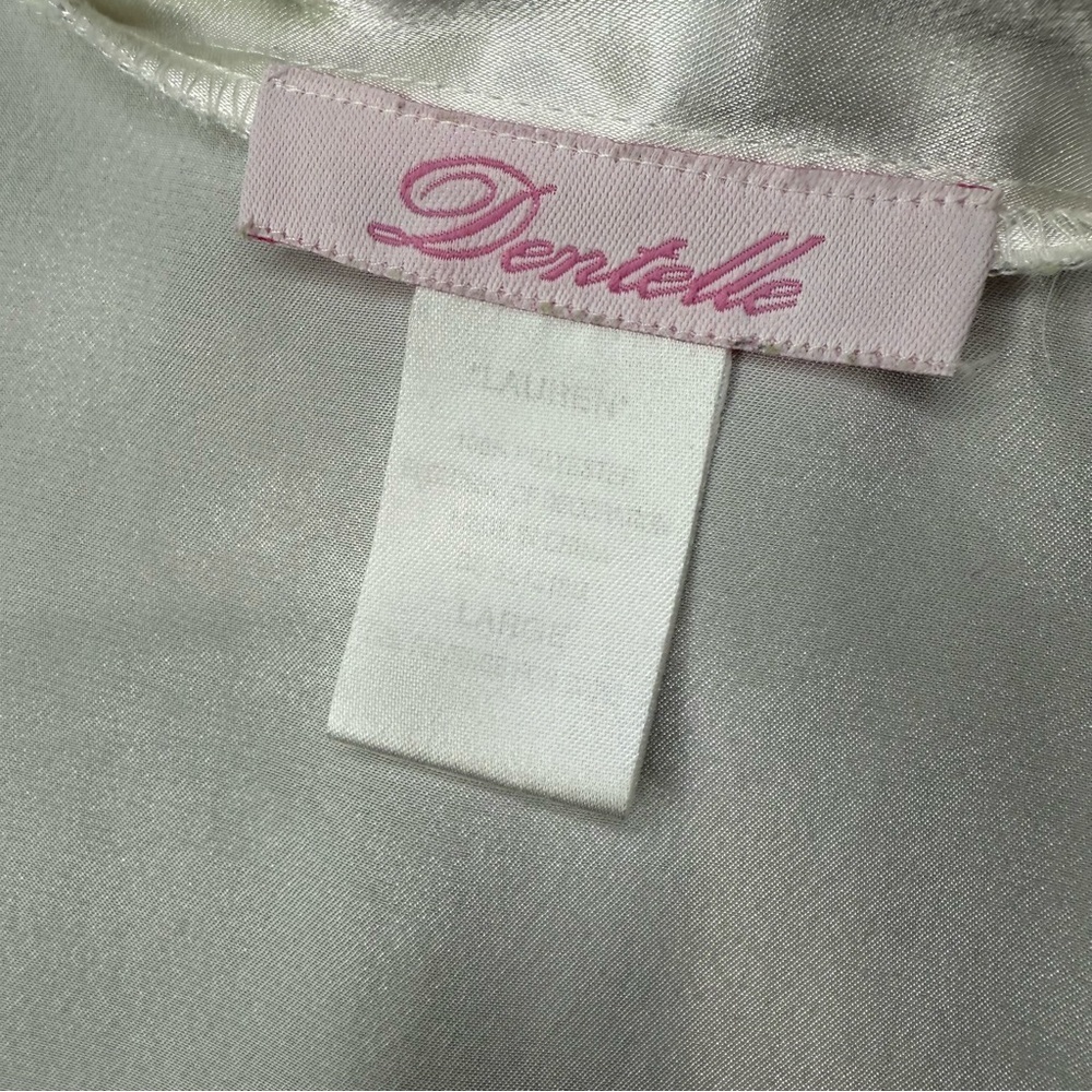 Dentelle White Satin & Lace Short Robe – Size Large - Picture 8 of 8